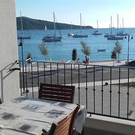 Sisa Primošten